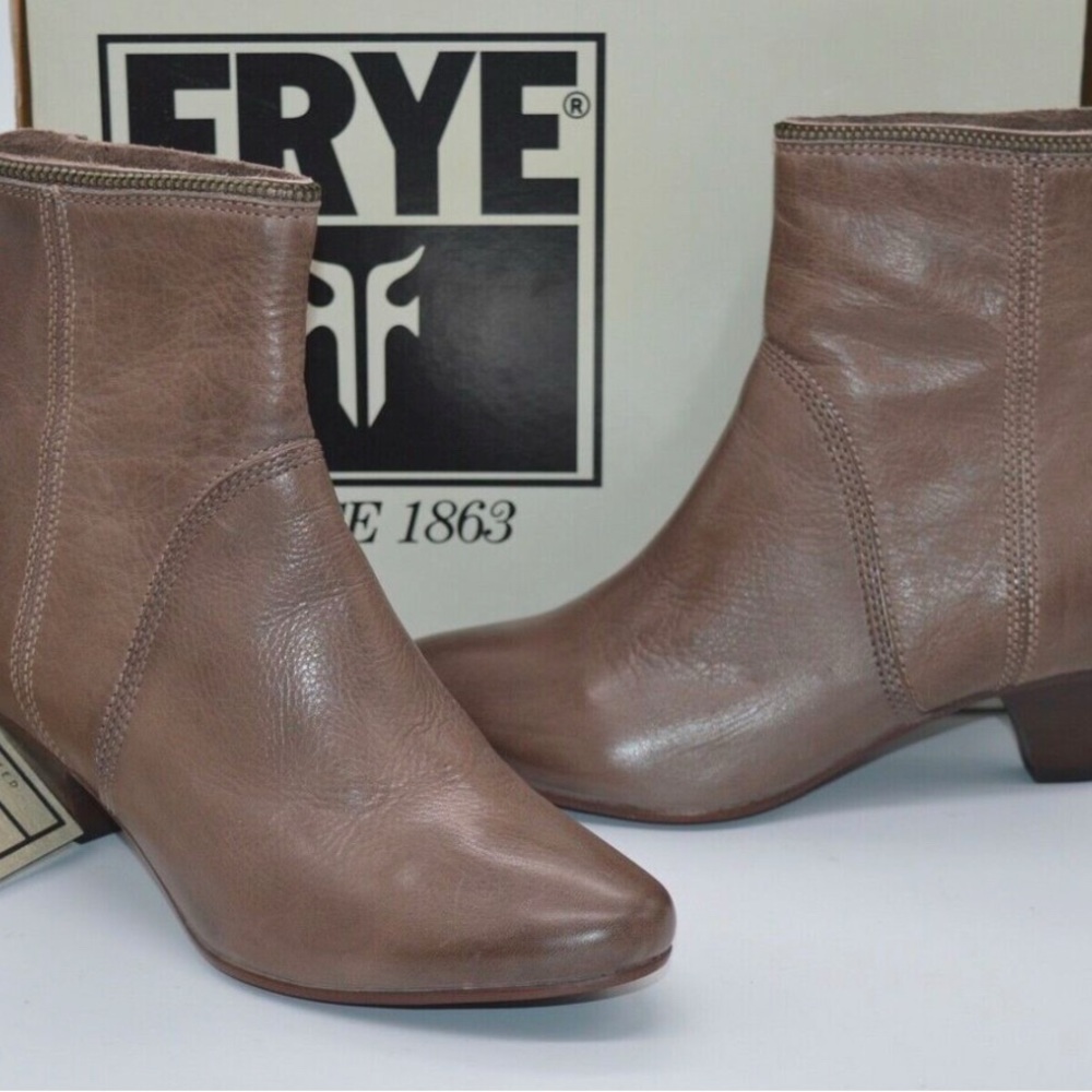 Frye Women's Brown Leather Ankle Boots